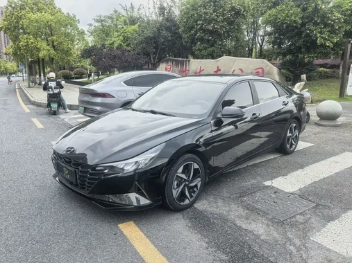 Hyundai Elantra 2021