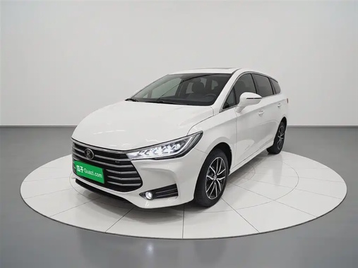 BYD MAX 2018