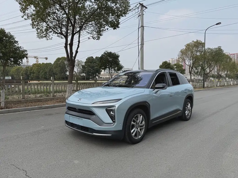 NIO ES6