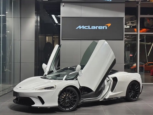 McLaren GT 2021