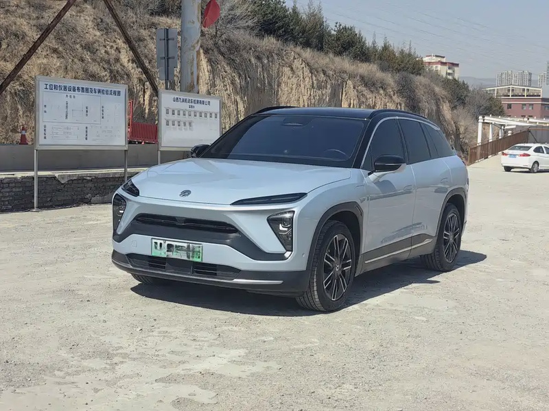 NIO ES6
