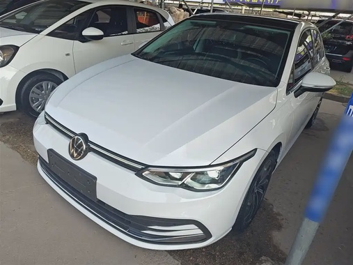 Volkswagen Golf 2021