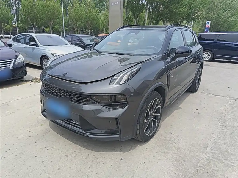 Lynk & Co 01
