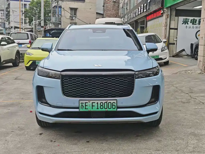 Li Auto ONE