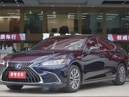Lexus ES 2022
