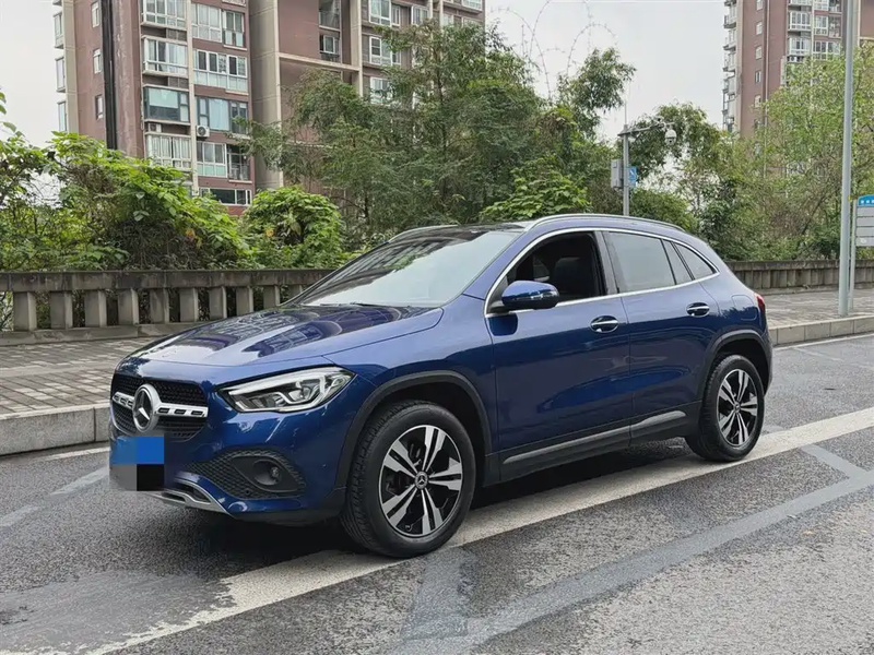 Mercedes-Benz GLA-Class