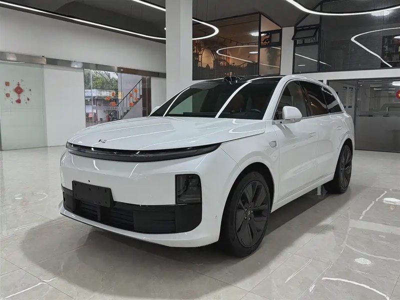 Li Auto L6