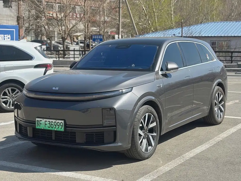 Li Auto L7