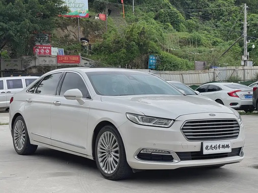 Ford Taurus 2019