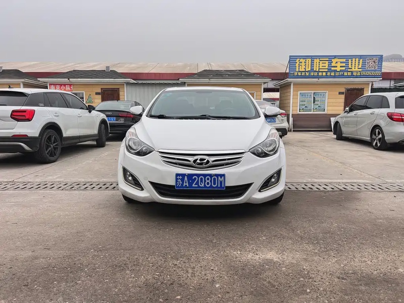 Hyundai Elantra