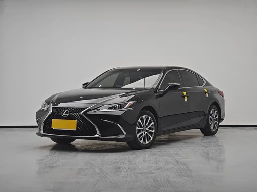 Lexus ES 2023