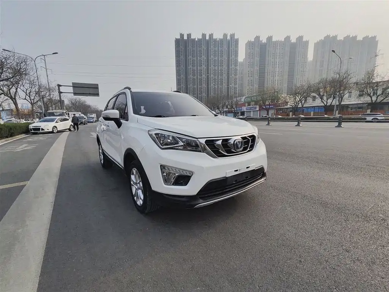 Changan CS15
