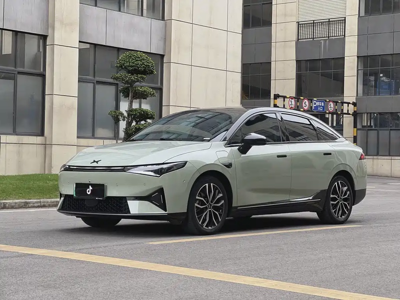 XPeng P5