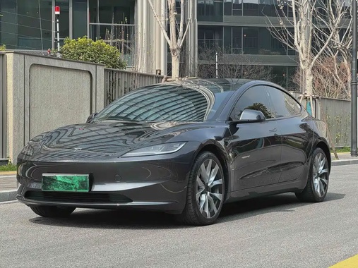 Tesla Model 3 2025
