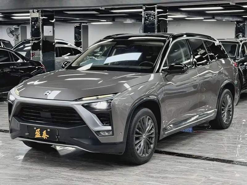 NIO ES8