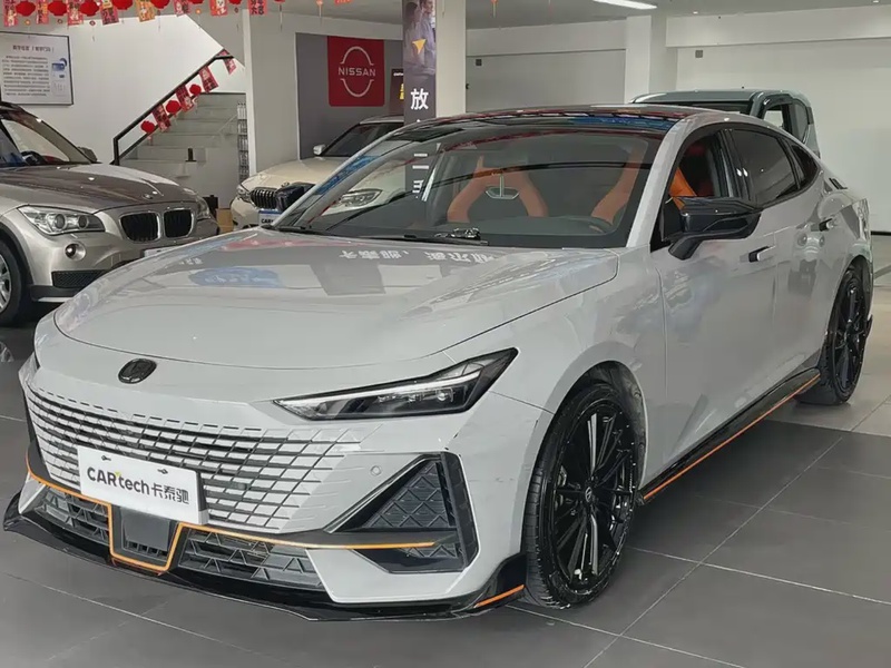 Changan UNI-V