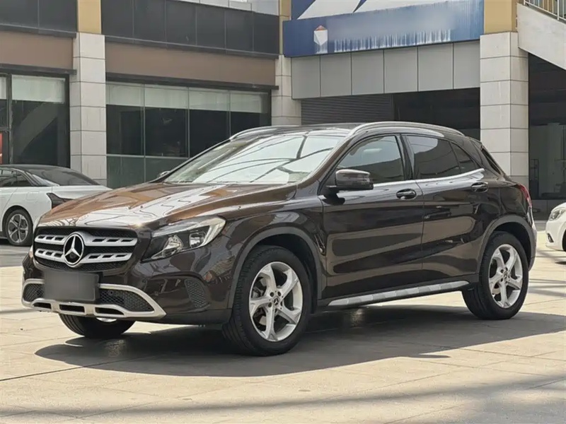 Mercedes-Benz GLA-Class