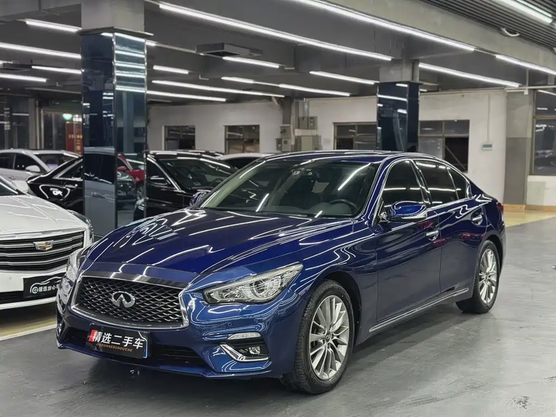 Infiniti Q50