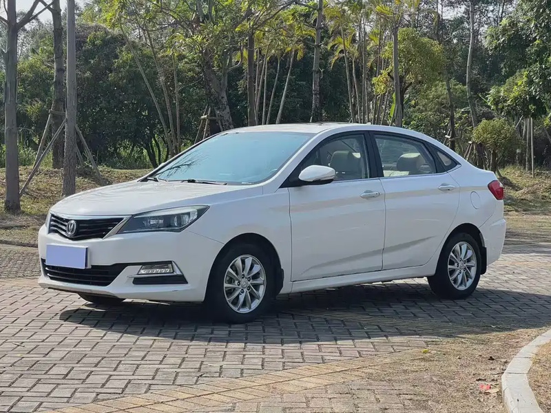 Changan V7