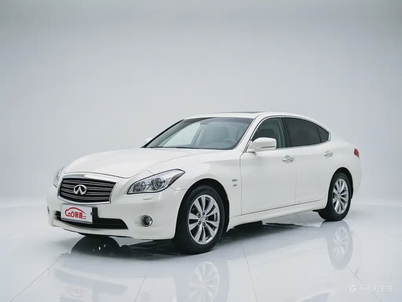 Infiniti Q70