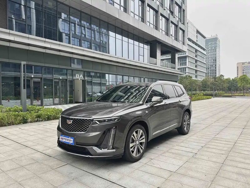 Cadillac XT6