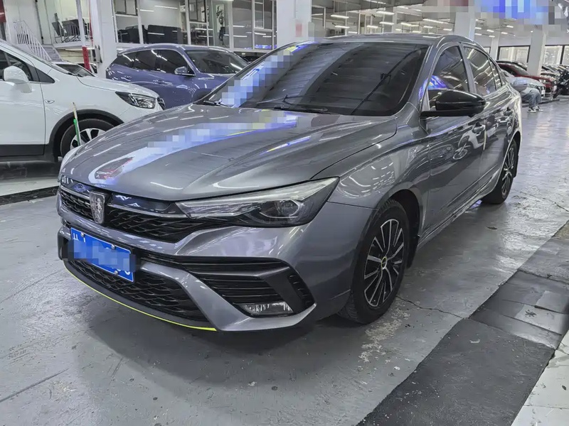 Roewe i5