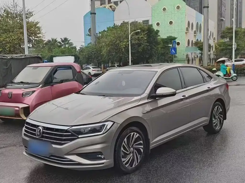 Volkswagen Sagitar