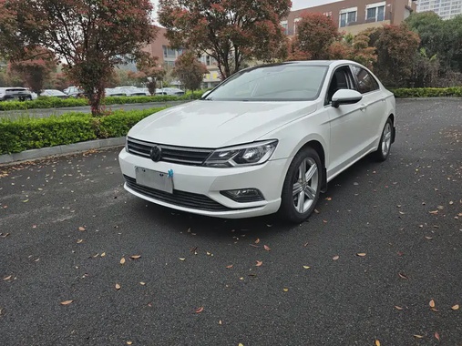 Volkswagen Lamando 2015