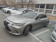 Lexus ES 2023