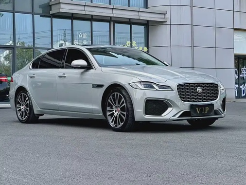 Jaguar XF 2024