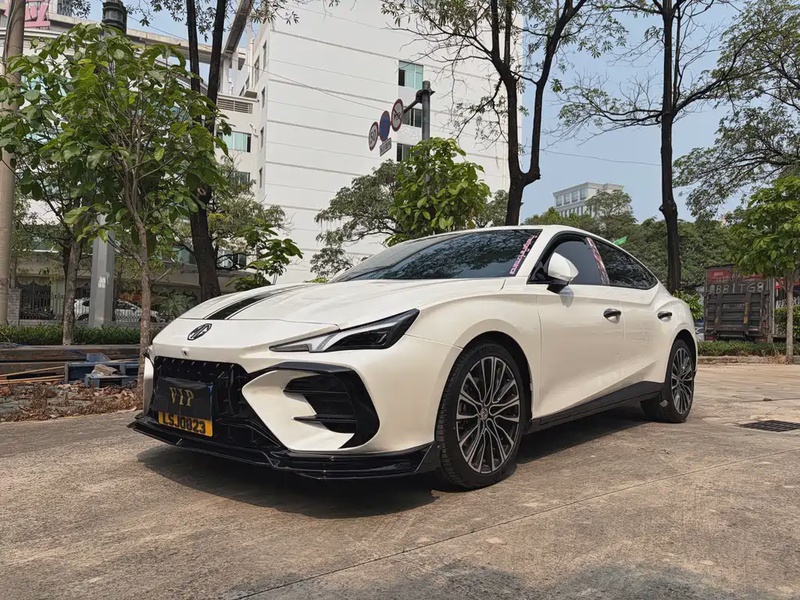 MG MG7