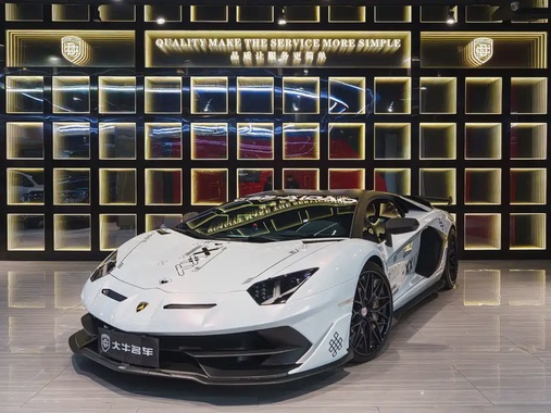 Lamborghini Aventador 2012