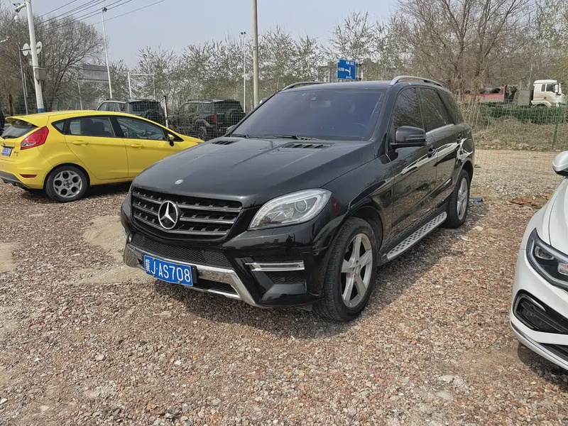 Mercedes-Benz M-Class