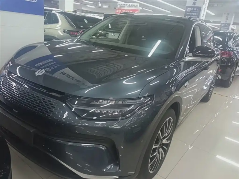 Leapmotor C11