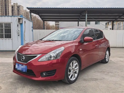 Nissan Tiida 2012