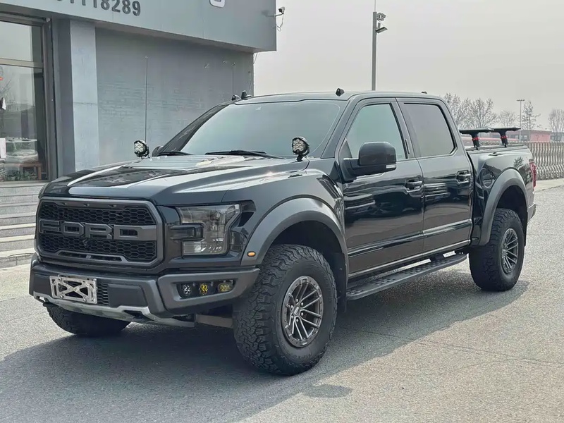 Ford F-150 Raptor