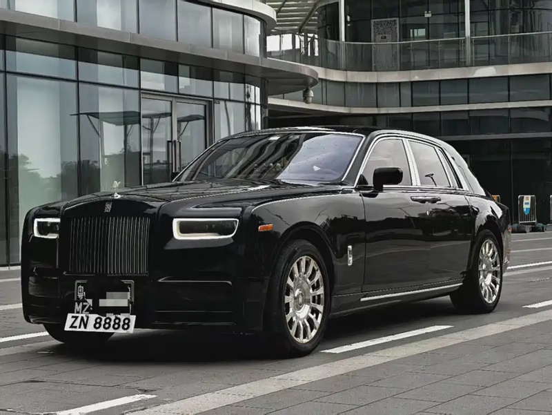 Rolls-Royce Phantom