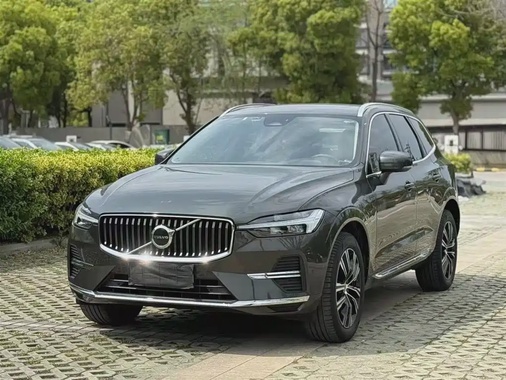 Volvo XC60 2022