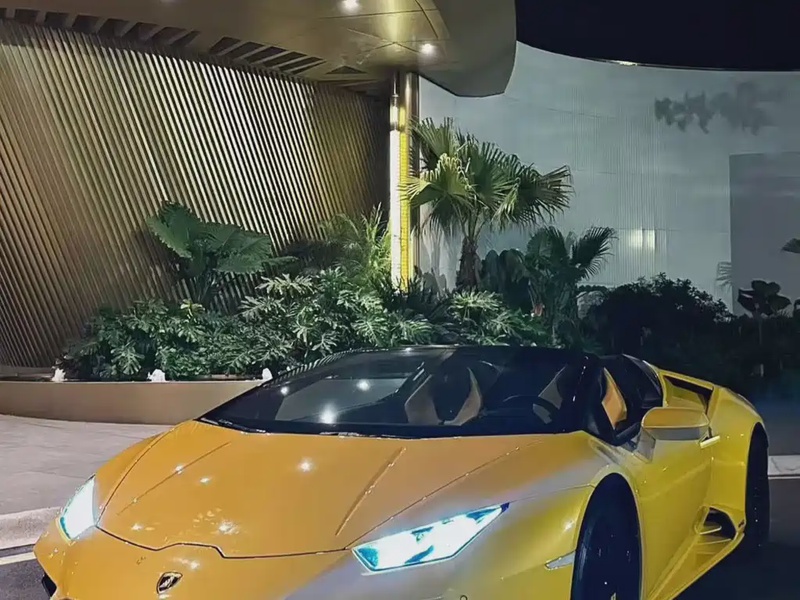 Lamborghini Huracan