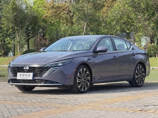 Nissan Teana 2025