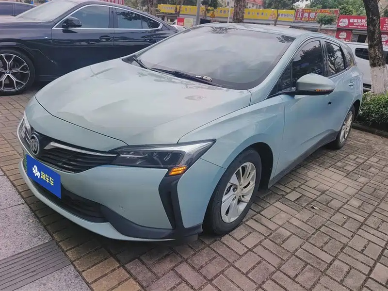 Buick Velite 6