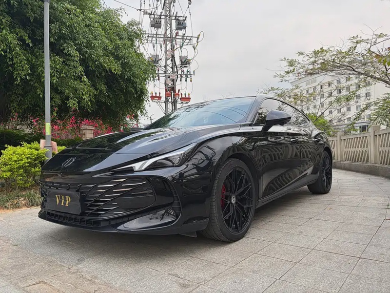 MG MG7