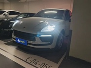 Porsche Macan 2022