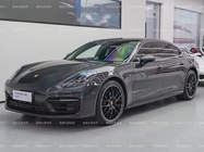 Porsche Panamera 2023