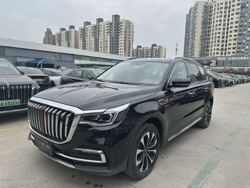 Hongqi HS7