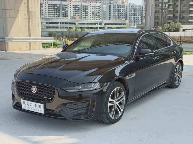 Jaguar XE