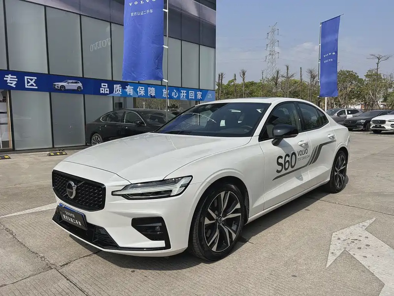 Volvo S60