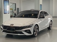 Hyundai Elantra 2023