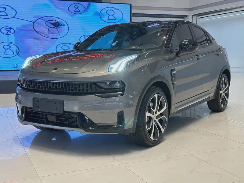 Lynk & Co 05