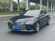 Lexus ES 2020